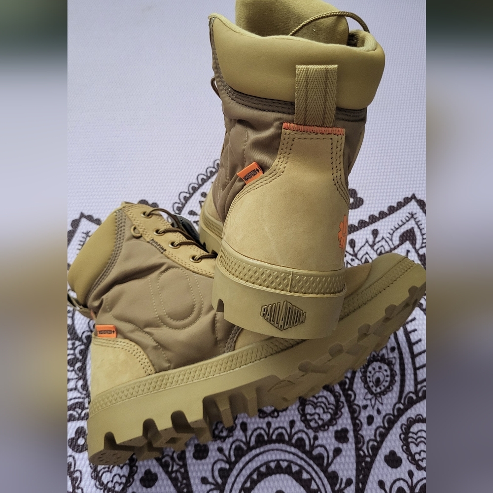 Palladium Men's Tan Boots